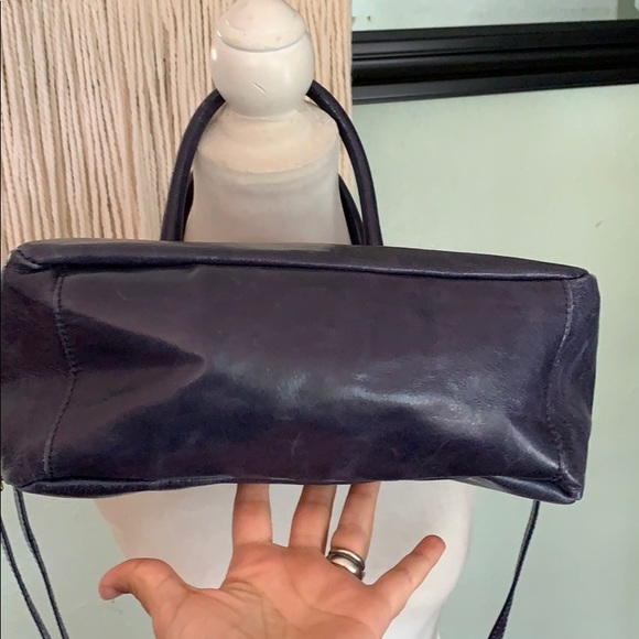 Elliott Lucca navy blue multiwear leather bag - Picture 4 of 8